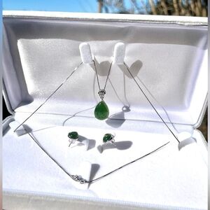 Authentic Chinese Jade Pendant Necklace and Earring Set (new, never worn, in box